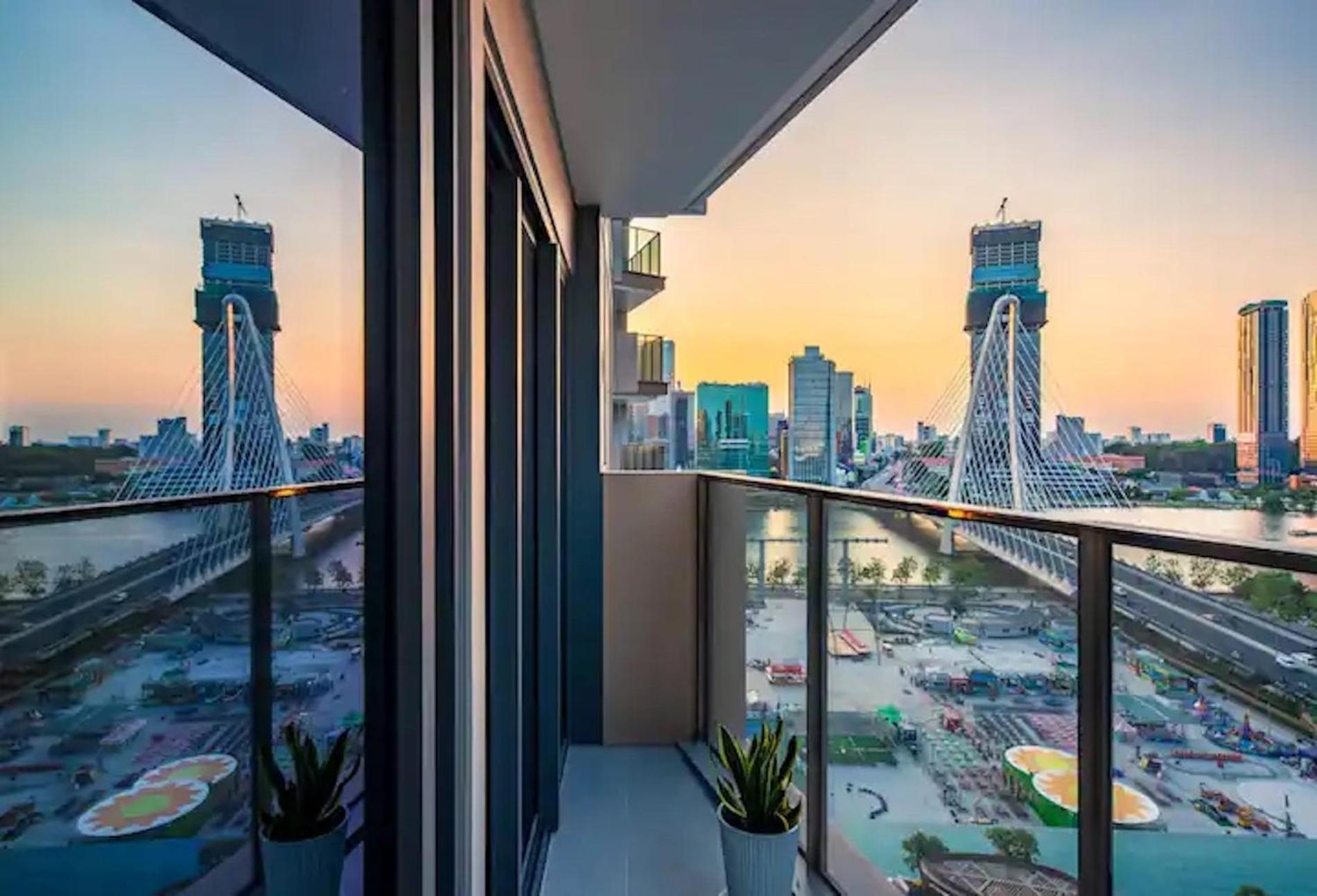 The Opera Apartment Cental Saigon Free Pool-Gym-Sauna Room- Golf Mini Ho Chi Minh Zewnętrze zdjęcie