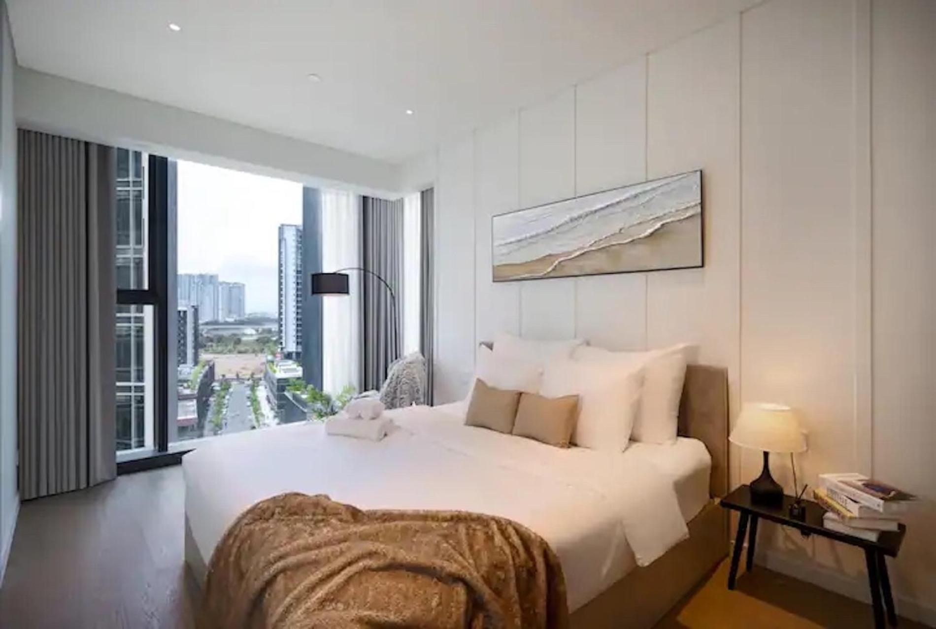 The Opera Apartment Cental Saigon Free Pool-Gym-Sauna Room- Golf Mini Ho Chi Minh Zewnętrze zdjęcie